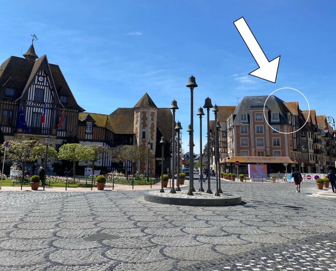 Duplex Au Coeur De Deauville Avec Vue Imprenable Et Parking Prive Eksteriør bilde